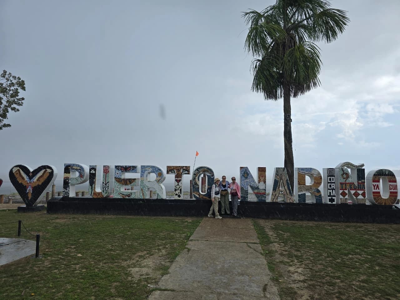 PASADIA PUERTO NARIÑO + ISLA MICOS